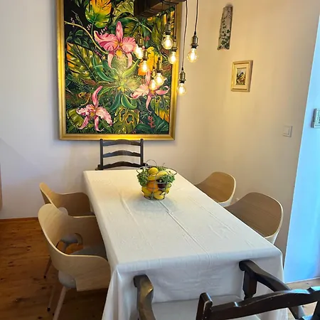 Dardin Villa